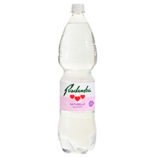 Radenska Naturelle Prirodna mineralna voda 1,5 l