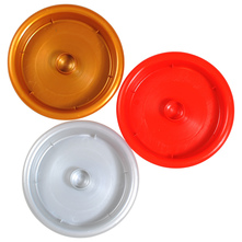 Posuda za svijeću i pšenicu razne boje