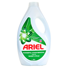 Ariel Universal Deterdžent mountain spring 1,8 l=40 pranja