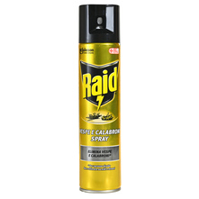 Raid Sprej za ose i stršljene 400 ml